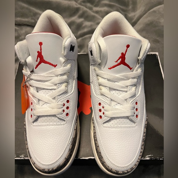 Jordan Other - brand new jordan 3 reimagined size 9 mens